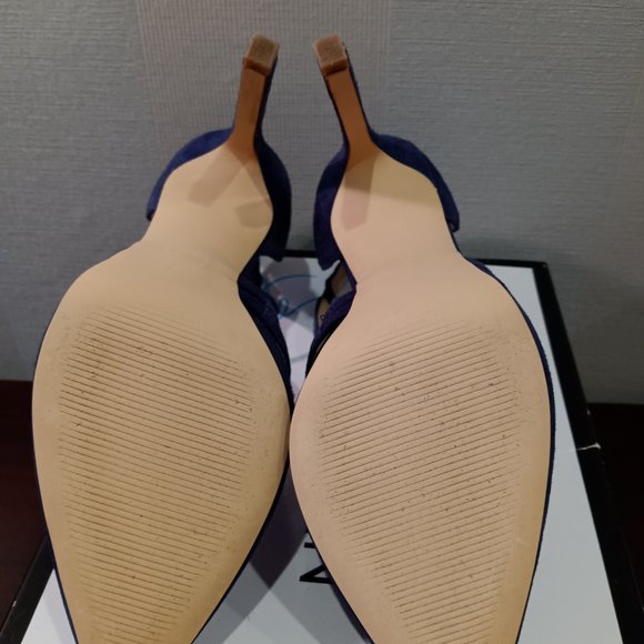 NAVY TAHIRO  NINE WEST size 9 - Picture 2 of 10